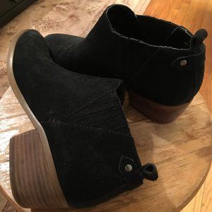 Marc Fisher Black Suede Ankle Boots 8.5 M